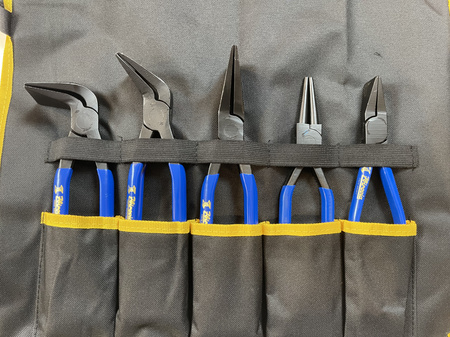 Zestaw profesjonalnych cęgów dekarskich Zbirovia – modele proste i zagięte